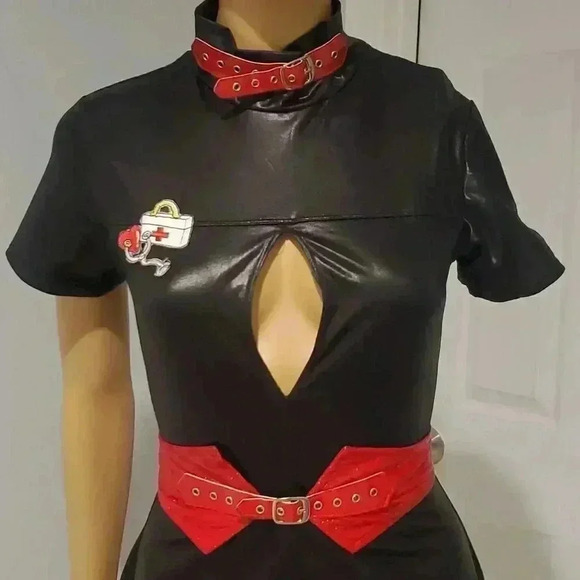 Sexy nurse costume  - Picture 2 of 7